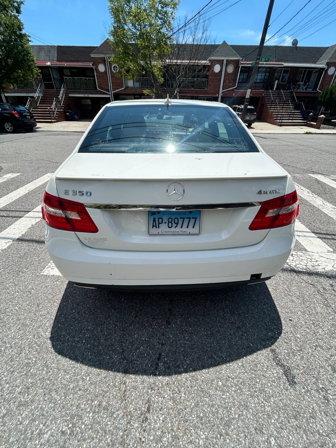 White Mercedes-Benz E350 4MATIC Sedan - photo 3