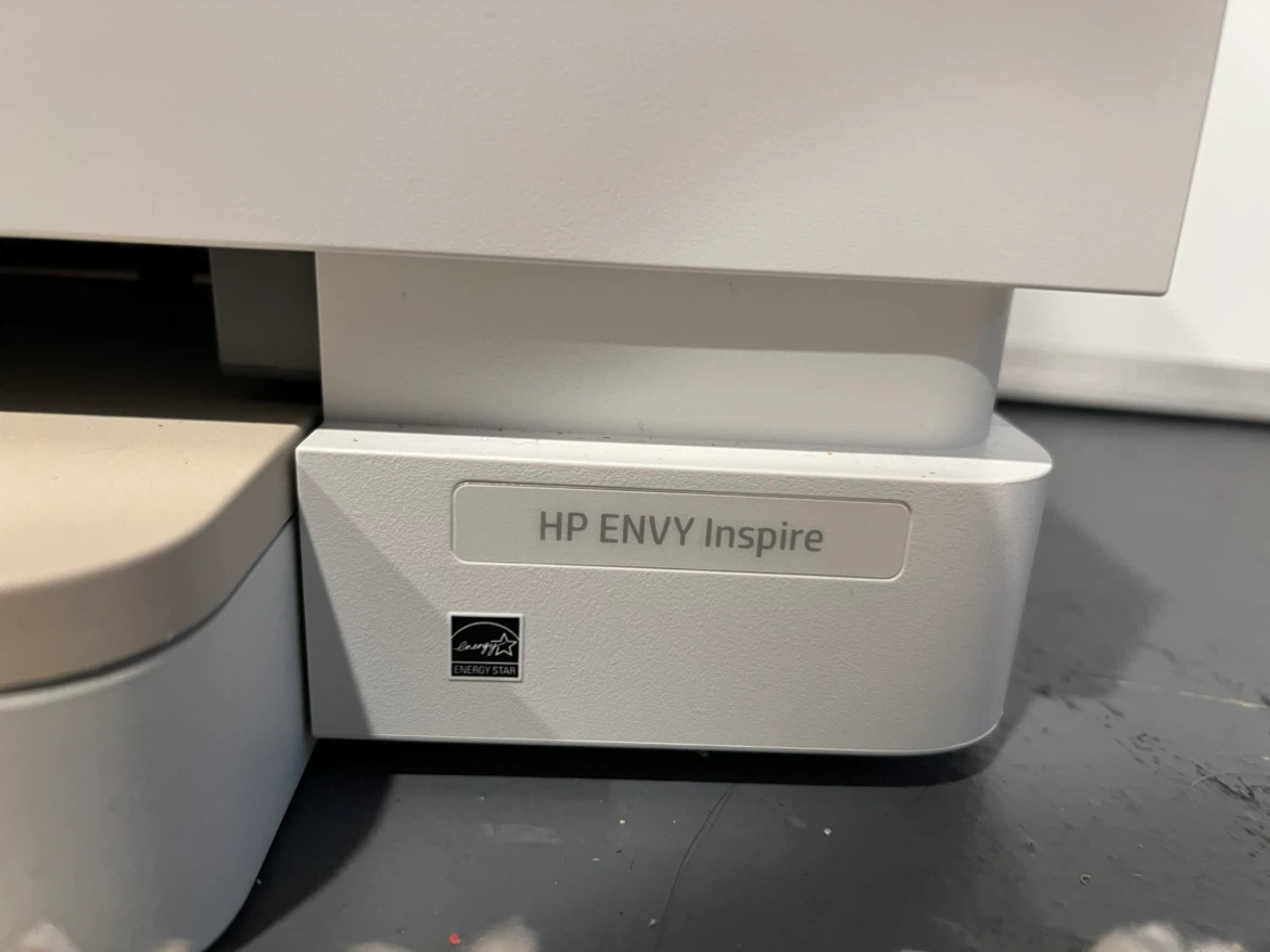 Printer & desk - photo 2