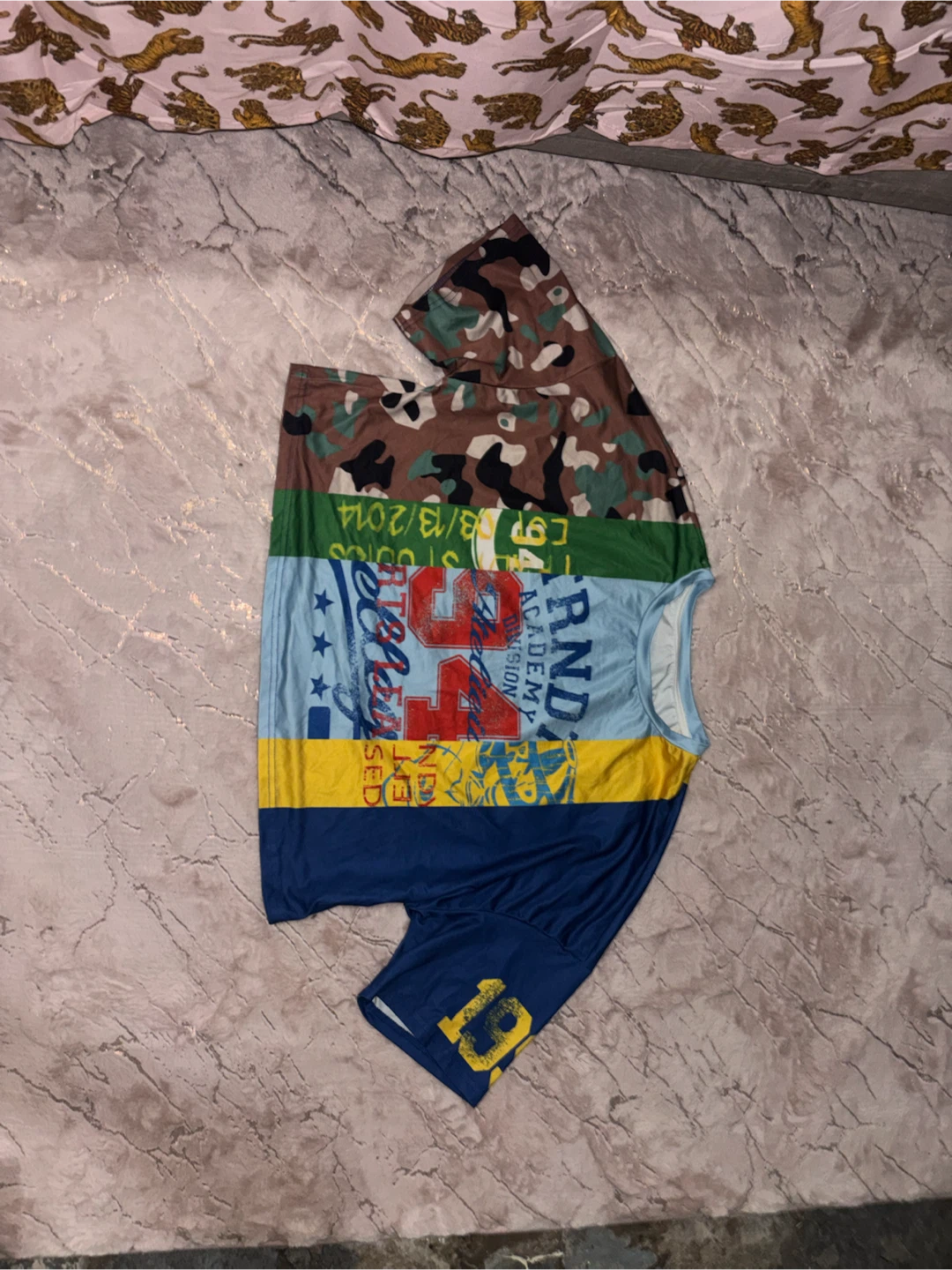 Cropped Patchwork Graphic T-Shirt - photo 2