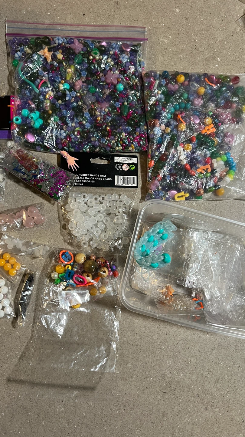 KidsKraft Seashells Bead Kit and Rainbow Loom Bands - photo 3