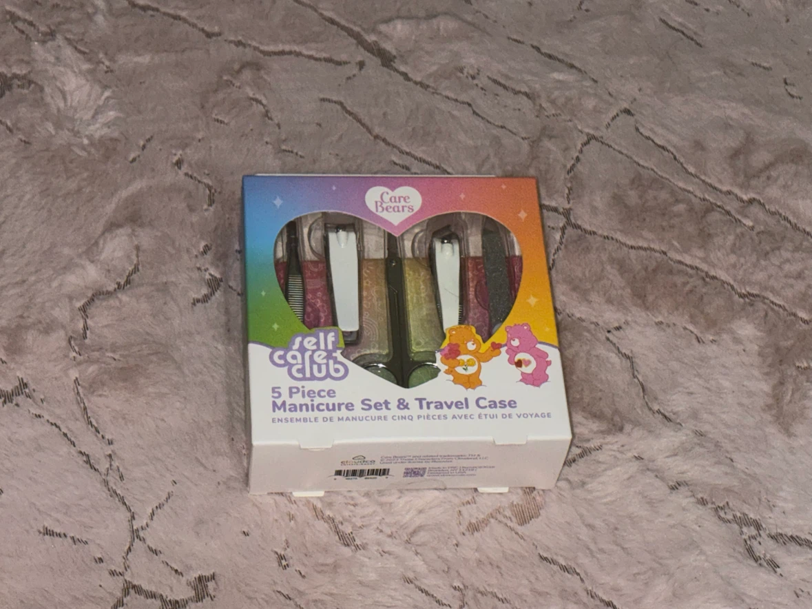Care Bears 5 Piece Manicure Set & Travel Case - photo 2