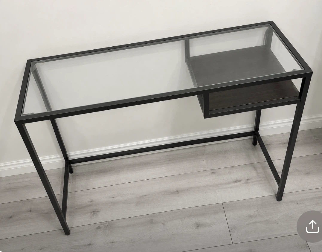 MOVE OUT SALE !gaming chair, ikea desk, chair and 3-drawer unit - photo 3