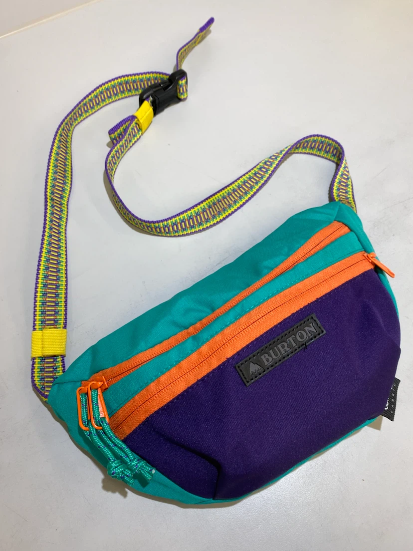 Vintage Burton Lifestyle Retro-Color 3L Crossbody Bag