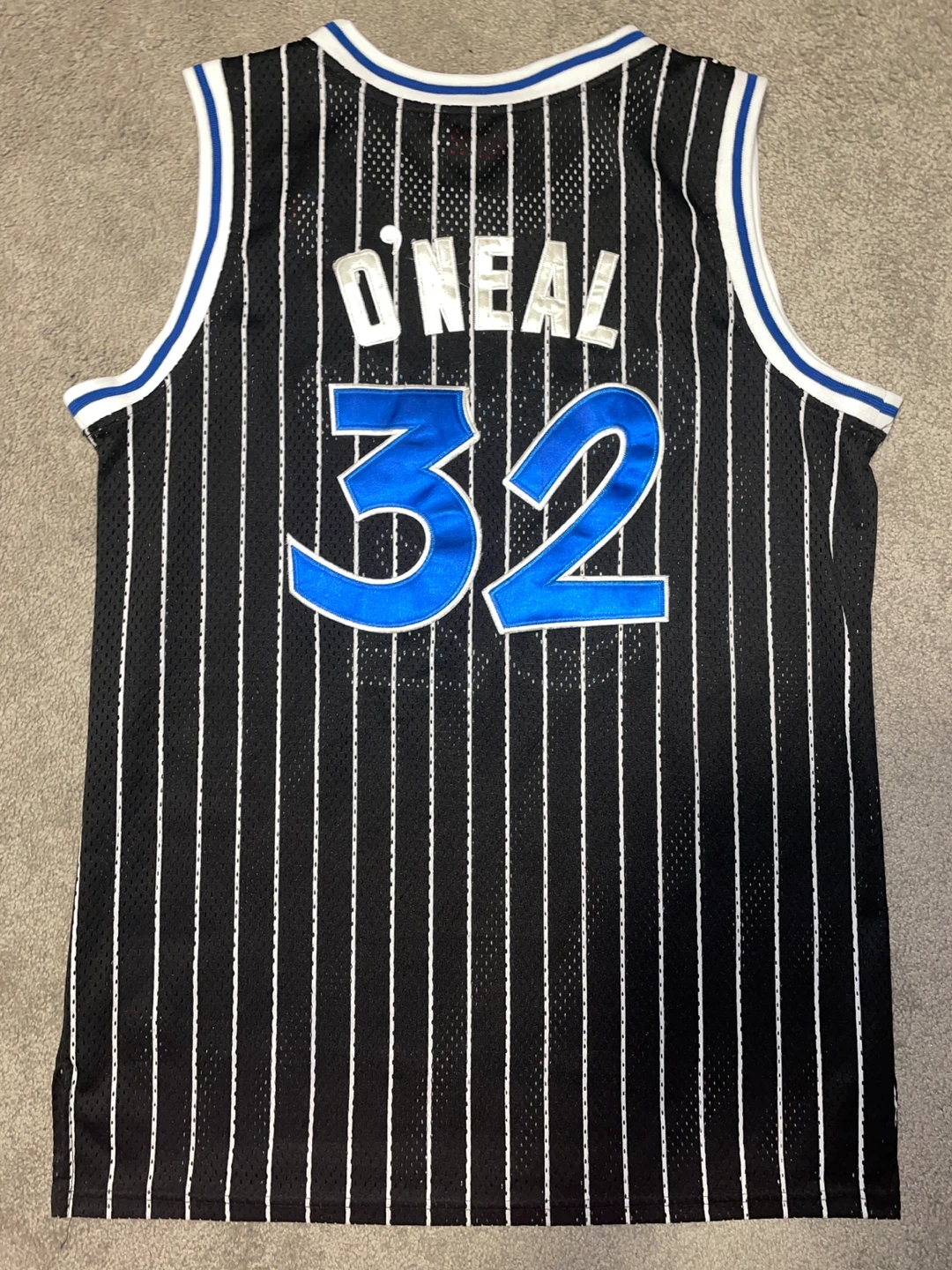 BASKETBALL JERSEYS - photo 4