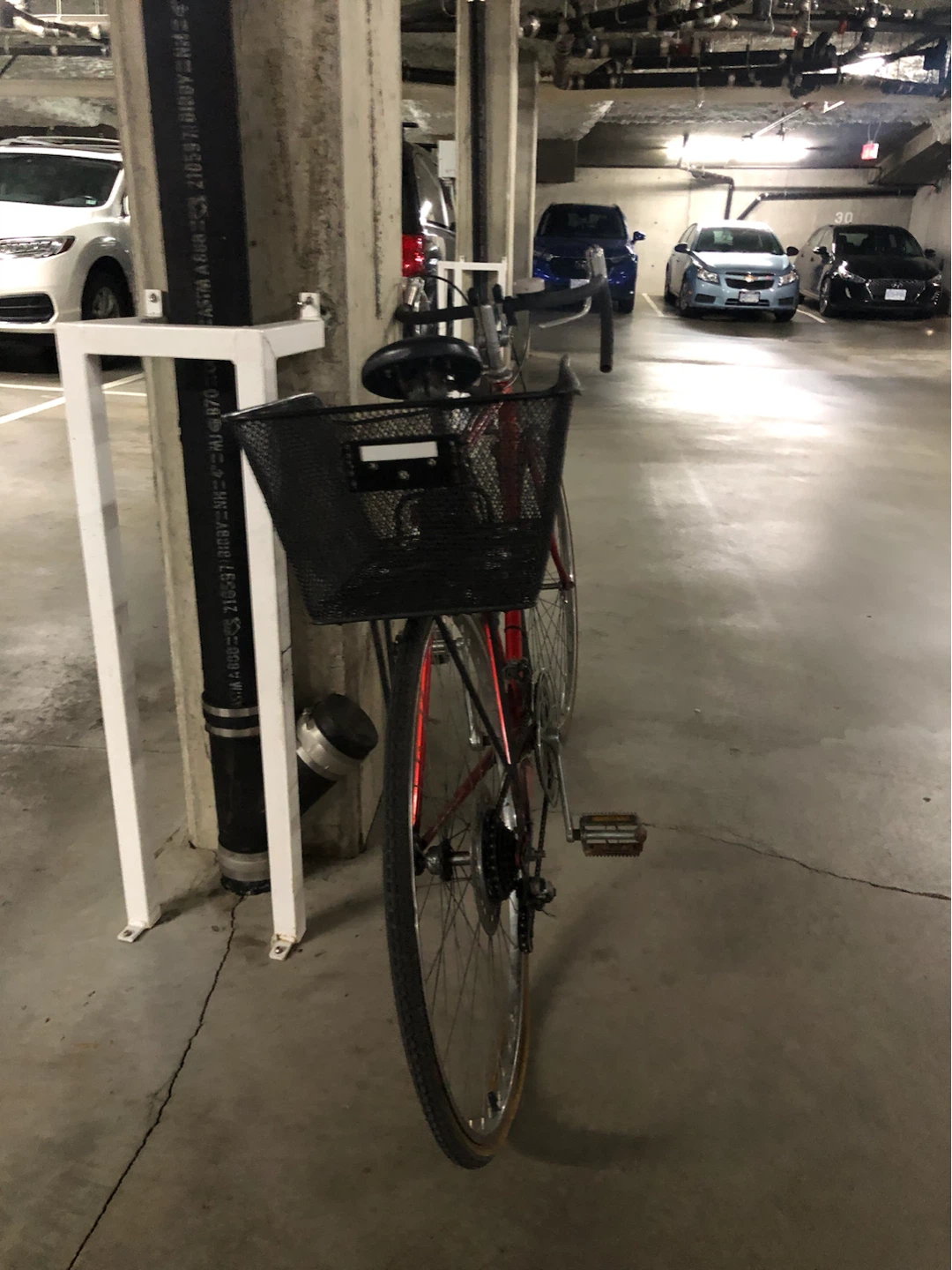 Red road bike with basket - photo 3