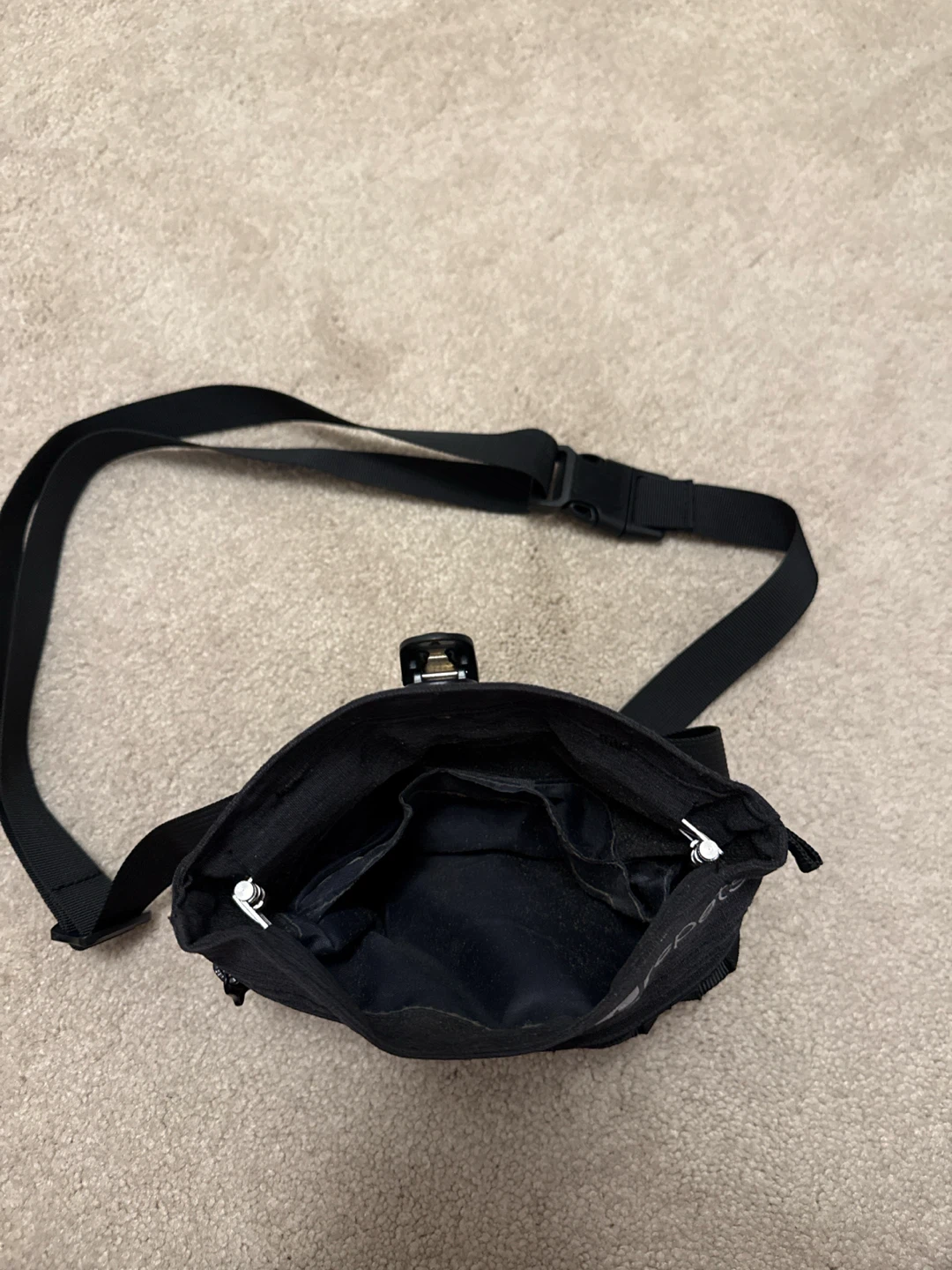 RC PETS Black Sling Bag - photo 2