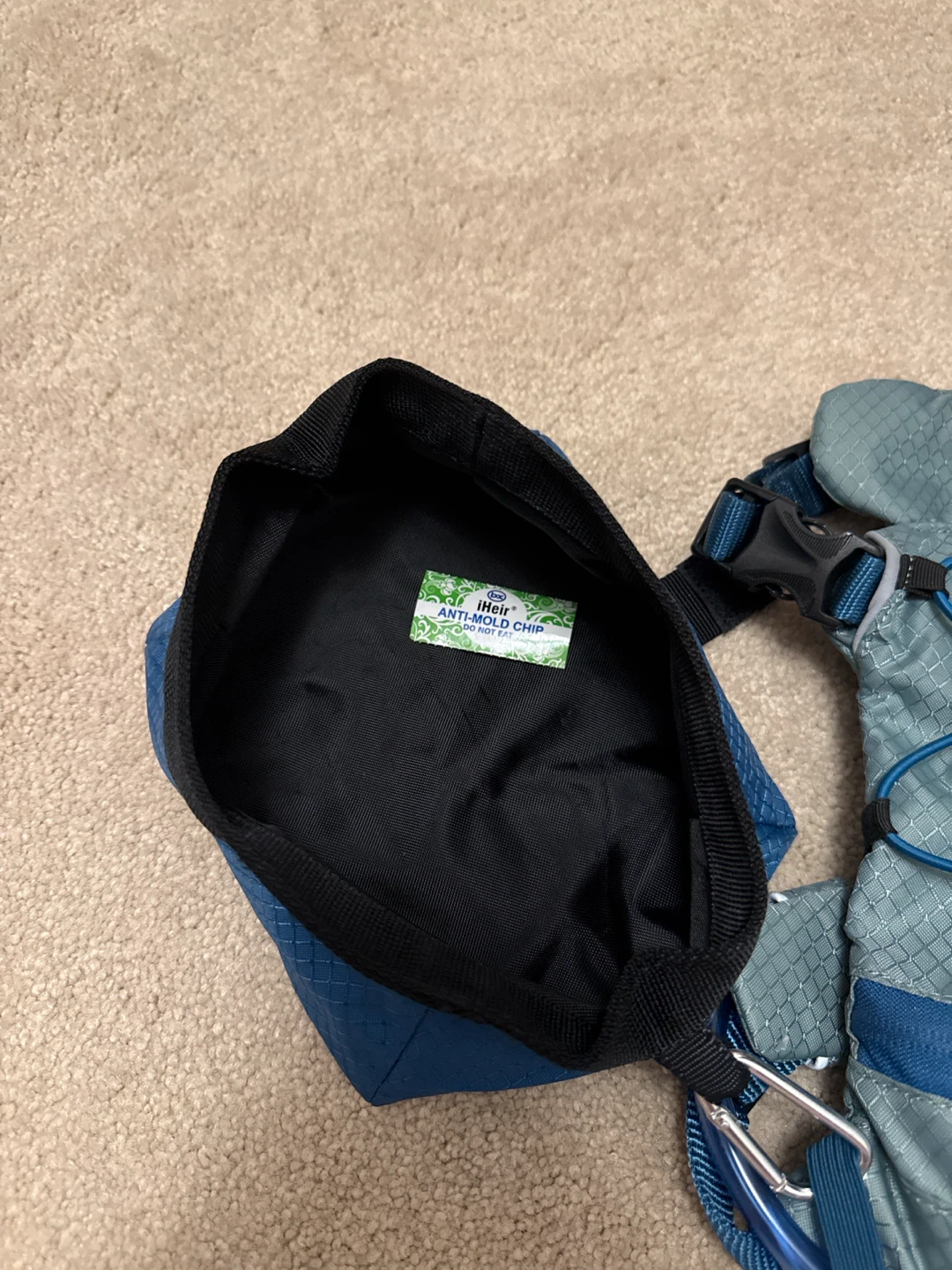 Hydration Pack with Water Bladder - photo 2