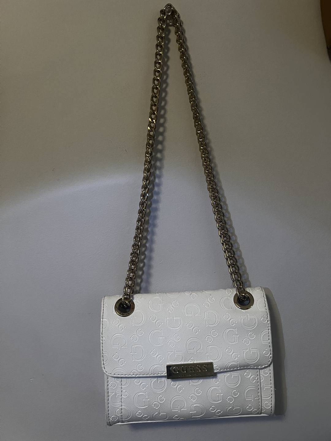 White Guess Bag