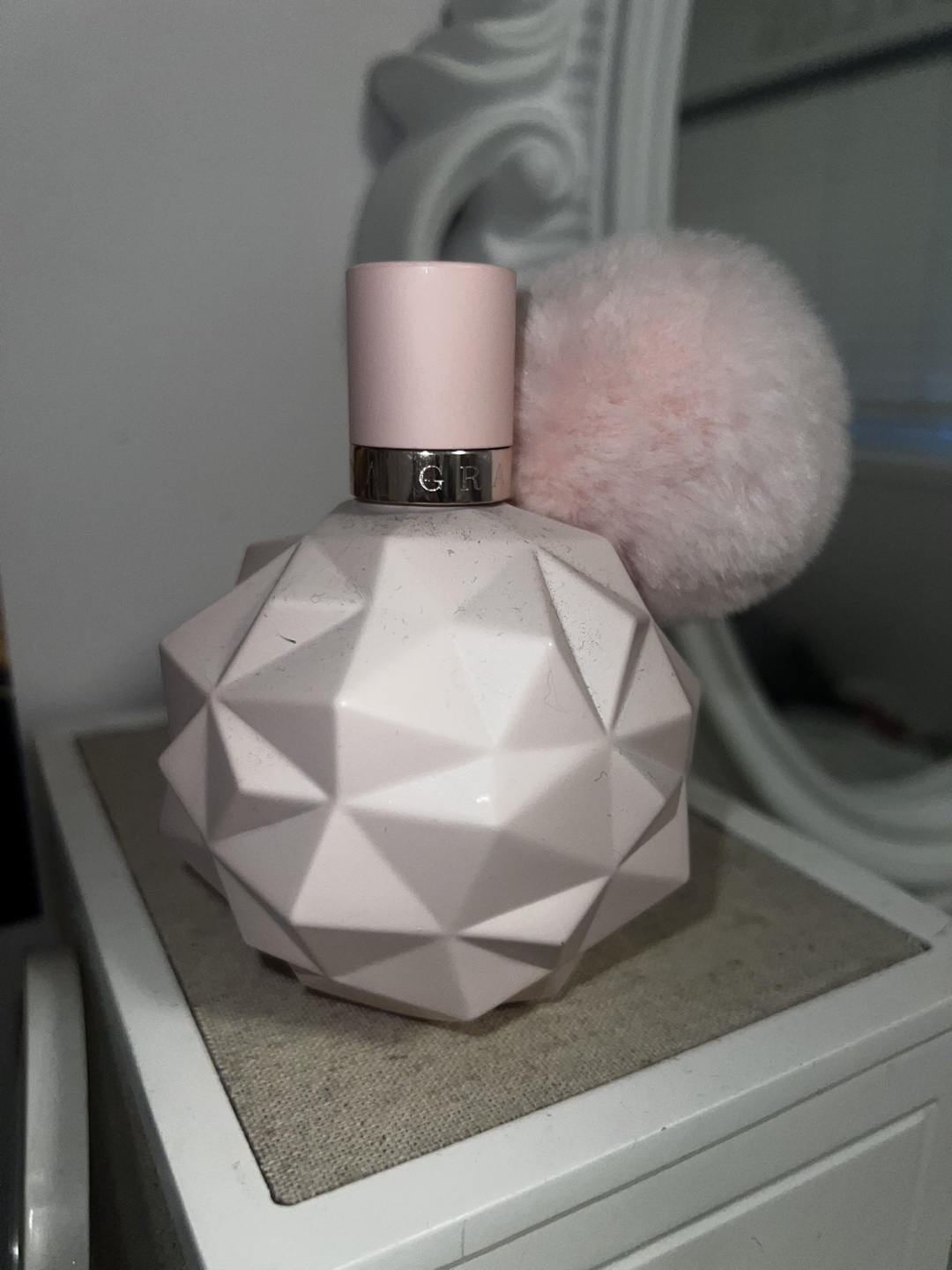 Ariana Grande Perfumes - photo 2