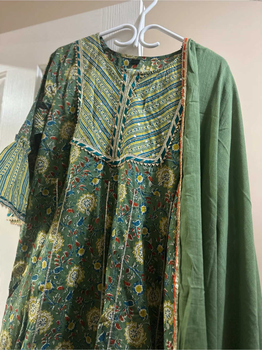 Green Printed Kurti with Dupatta full suite