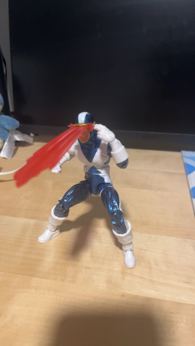 Hasbro Marvel Legends X-Factor Cyclops Action Figure - photo 2
