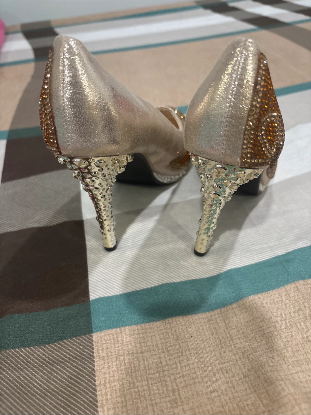Sparkly Gold Heels - photo 4
