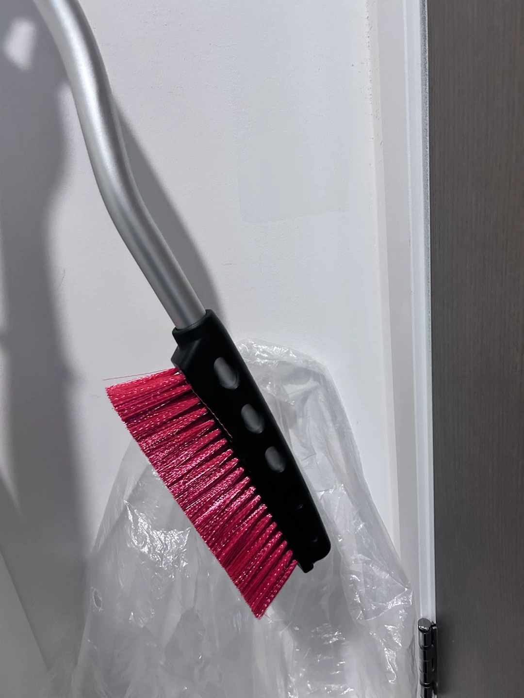 Brand new Mallory Ignition Snow Brush and Ice Scraper, 35", Red - photo 2