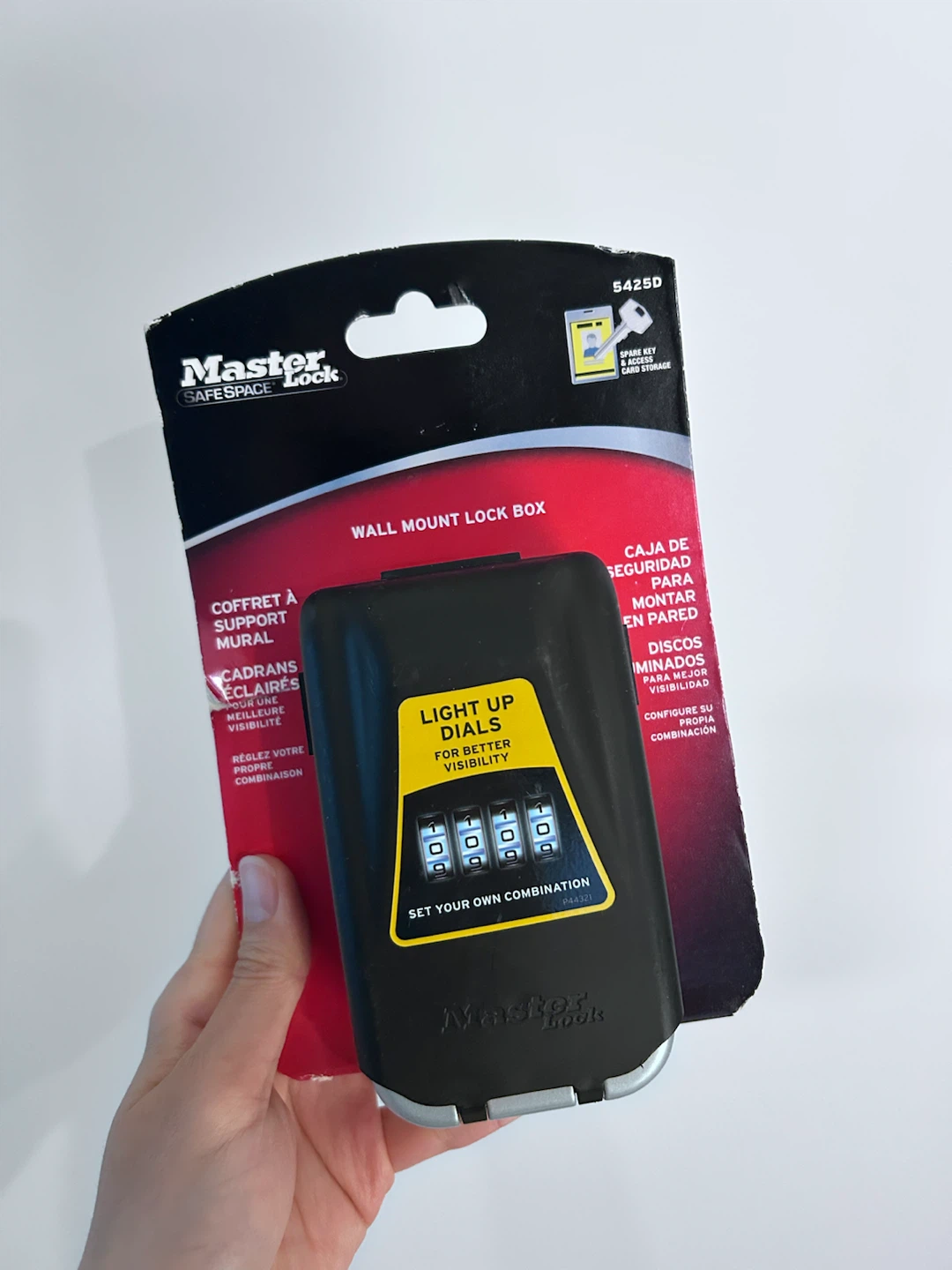 Brand new Master Lock 5425D Wall Mount Light up dials Lock Box