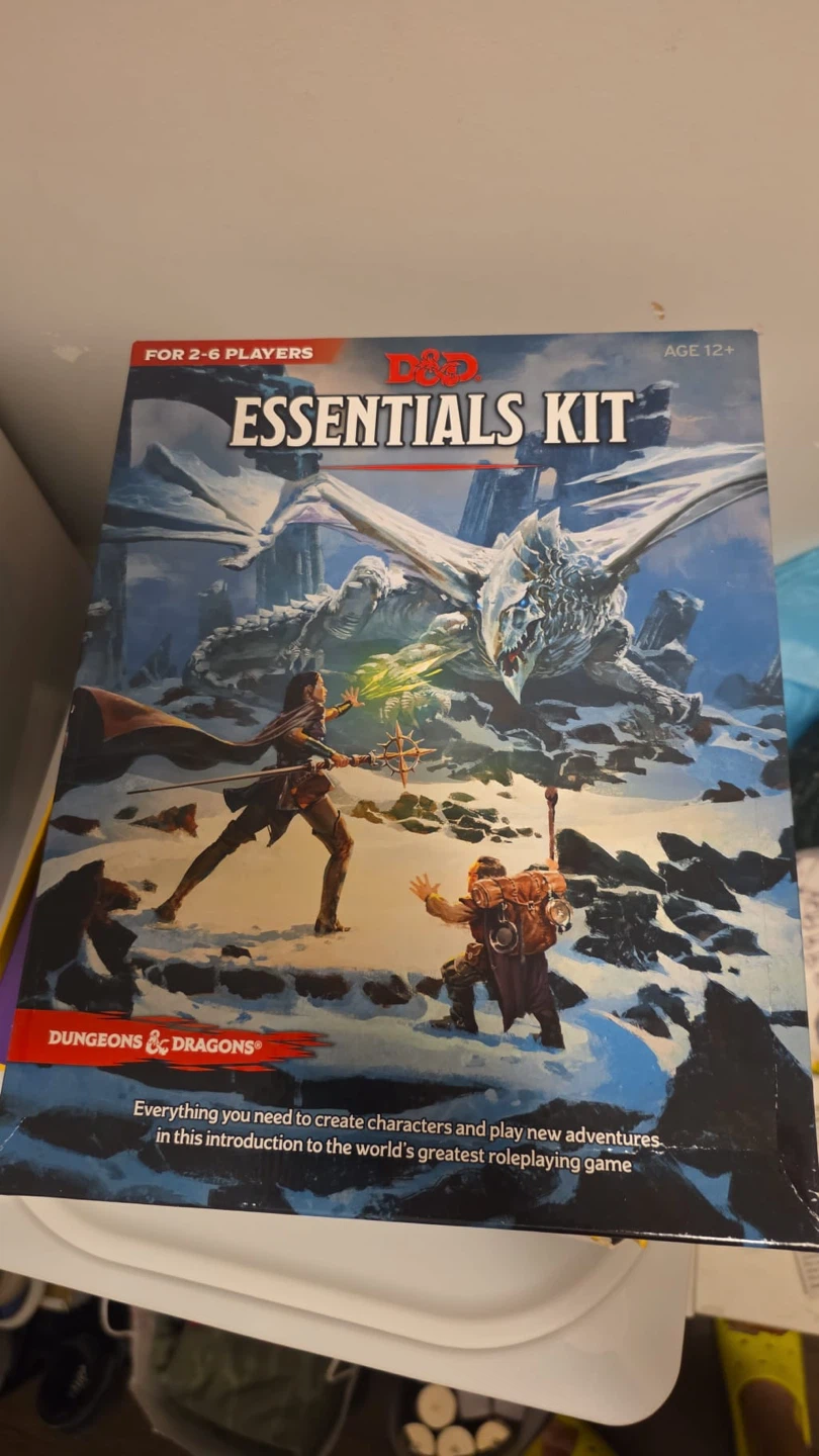Dungeons & Dragons Essentials Kit