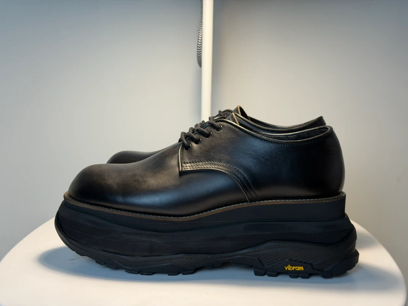 SACAI Black Platform Derby Shoes RUNWWY - photo 4
