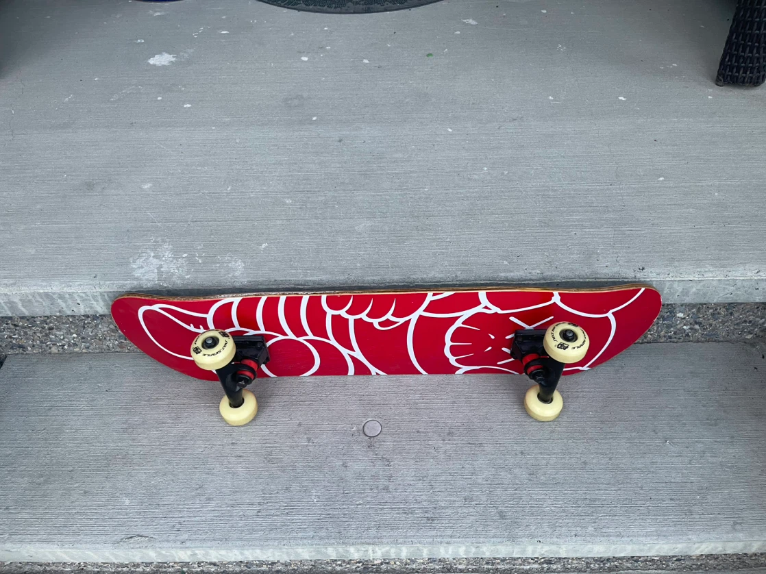 Red Skateboard - photo 3