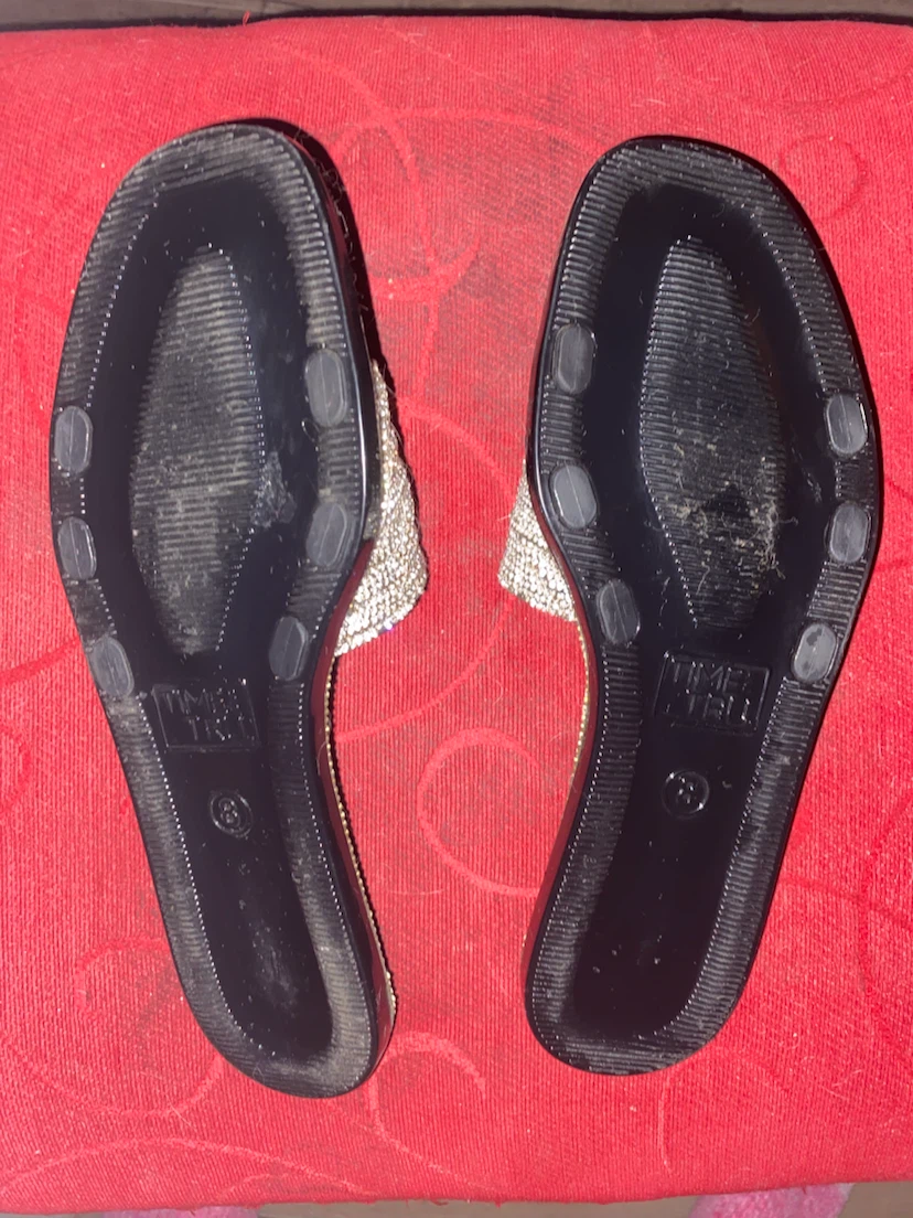 Time and Tru Women's Rhinestone Slide Sandals Size 8 - photo 3