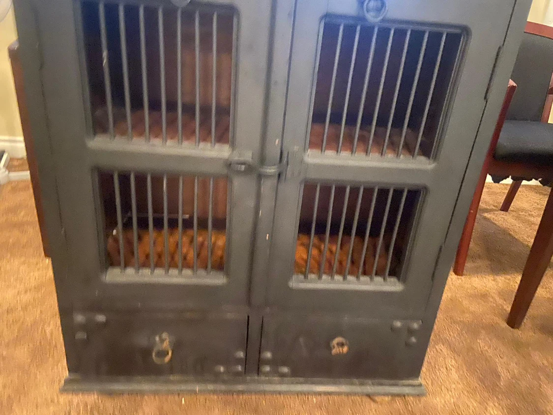Vintage Black Wooden Dog Crate - photo 2