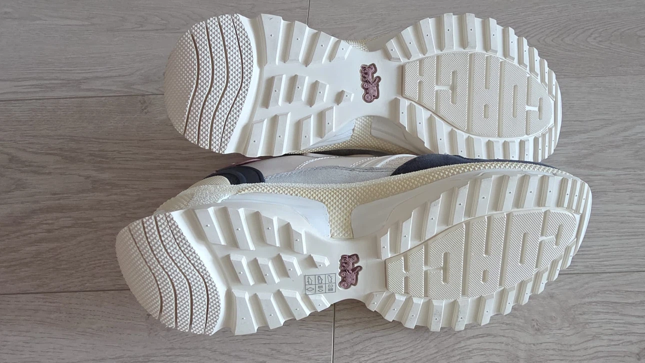 Coach Women's Sneakers Size 9 US - photo 4