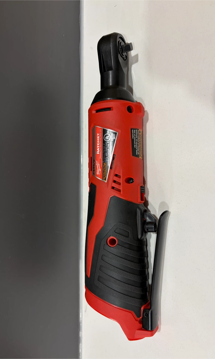 Milwaukee M12 Cordless Ratchet Wrench - photo 2