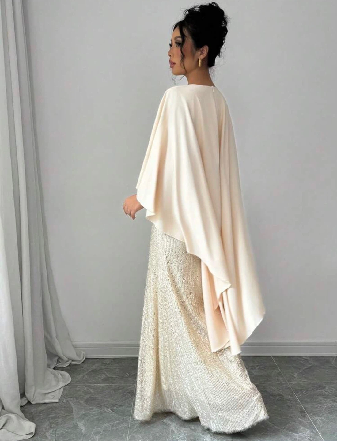 Evening dresses - photo 4