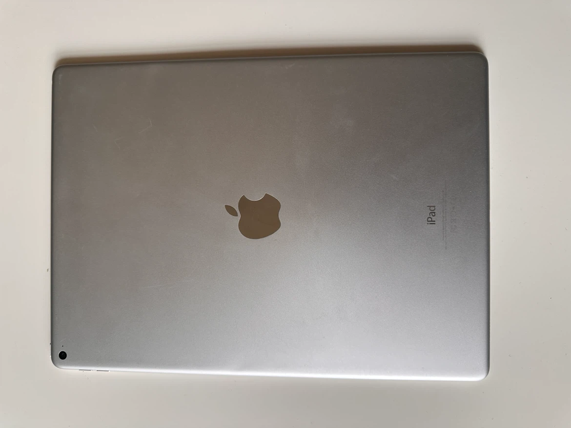 Apple iPad Pro (12.9-inch, 1st Gen) - Silver - photo 5