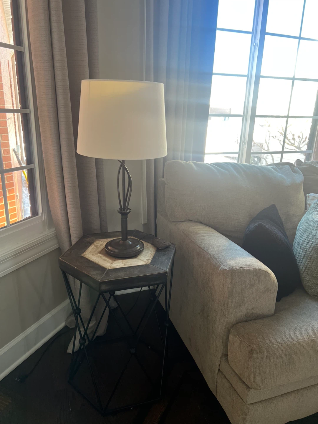 Table Lamp - photo 2