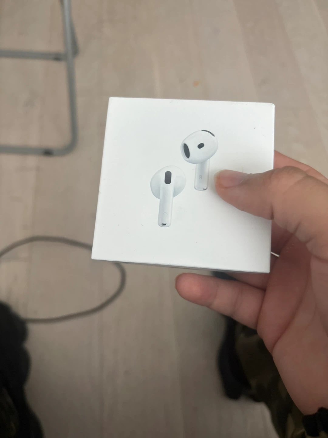 Apple AirPods 4 anc