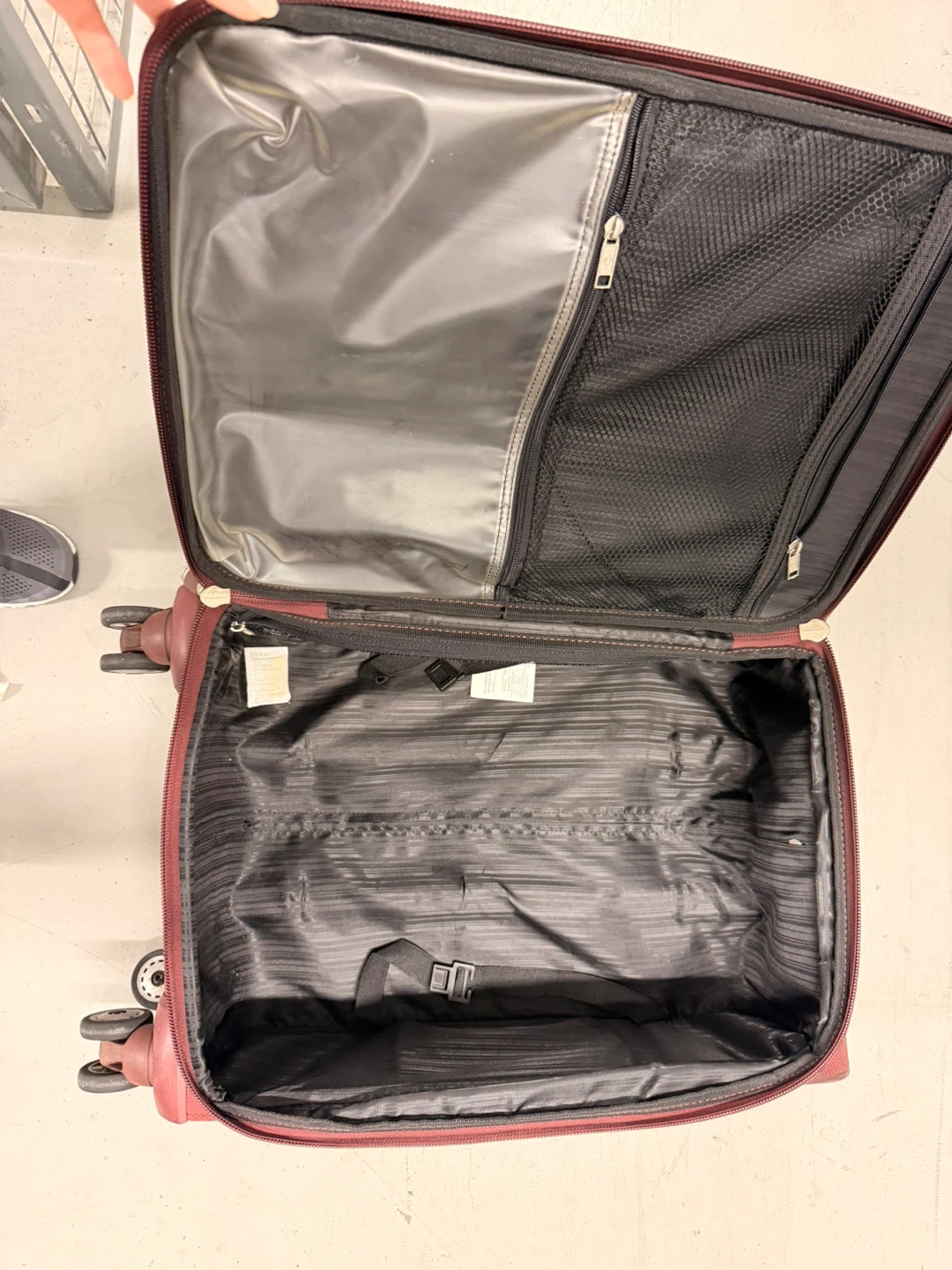 Samsonite Red Carry On Suitcase - photo 3