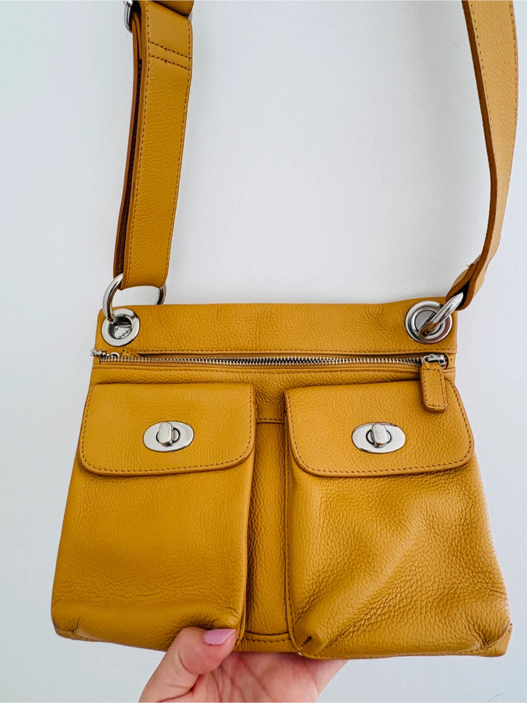 Danier Leather Messenger Bag Mustard Yellow