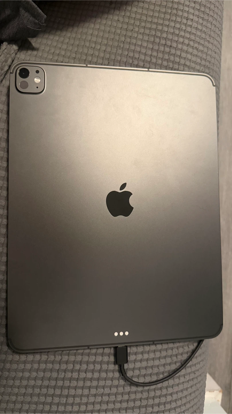 Apple iPad Pro 13 inch (M5) - 256GB
