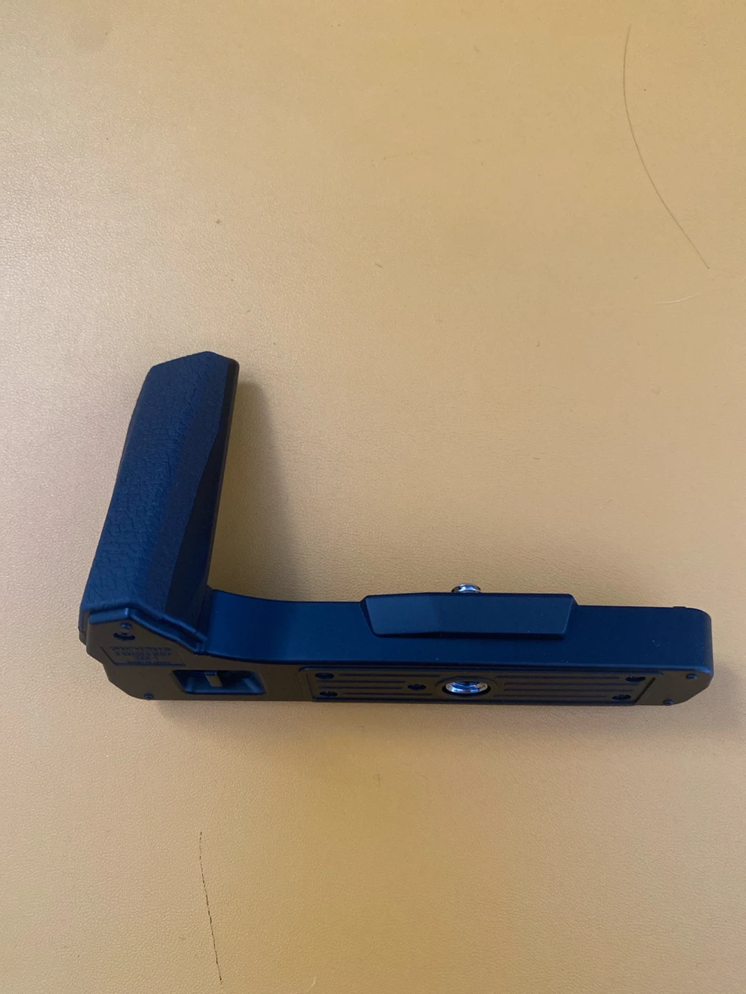 Olympus ECG-1 Camera Grip - photo 4