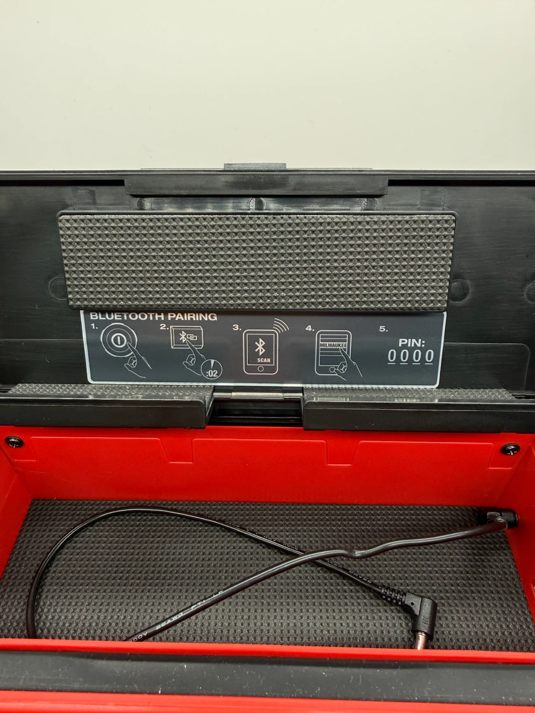 Milwaukee M18  Jobsite Bluetooth Radio and Battery Charger - photo 4