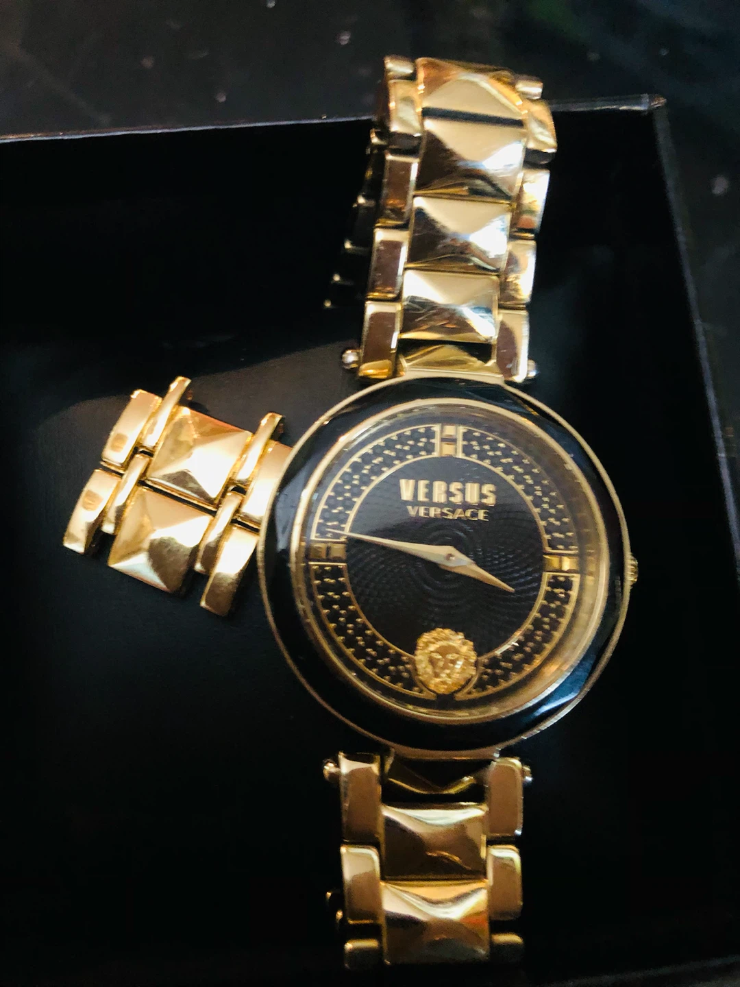 Versus Versace Gold Watch unisex - photo 3