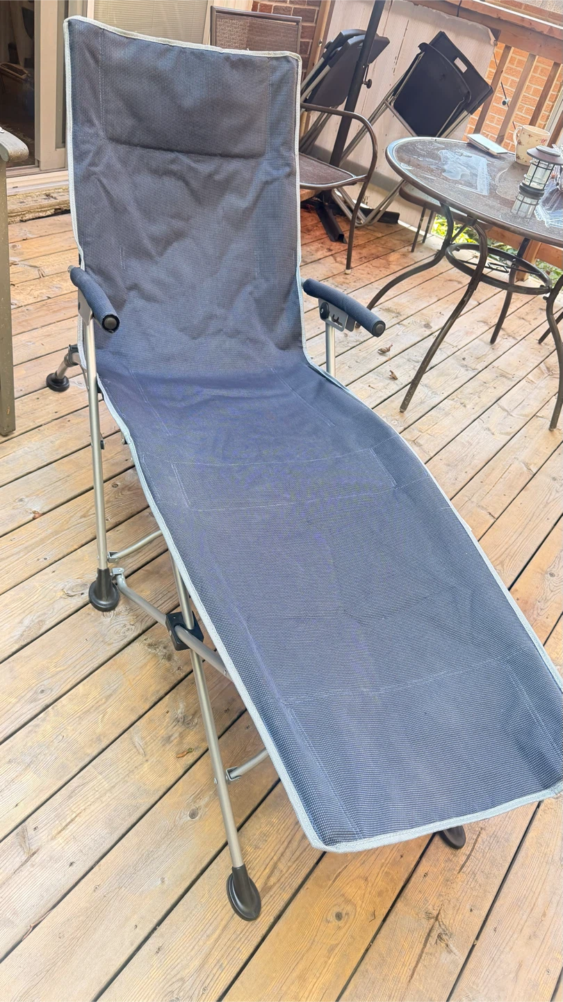 Blue Folding Lounge Chair - photo 2