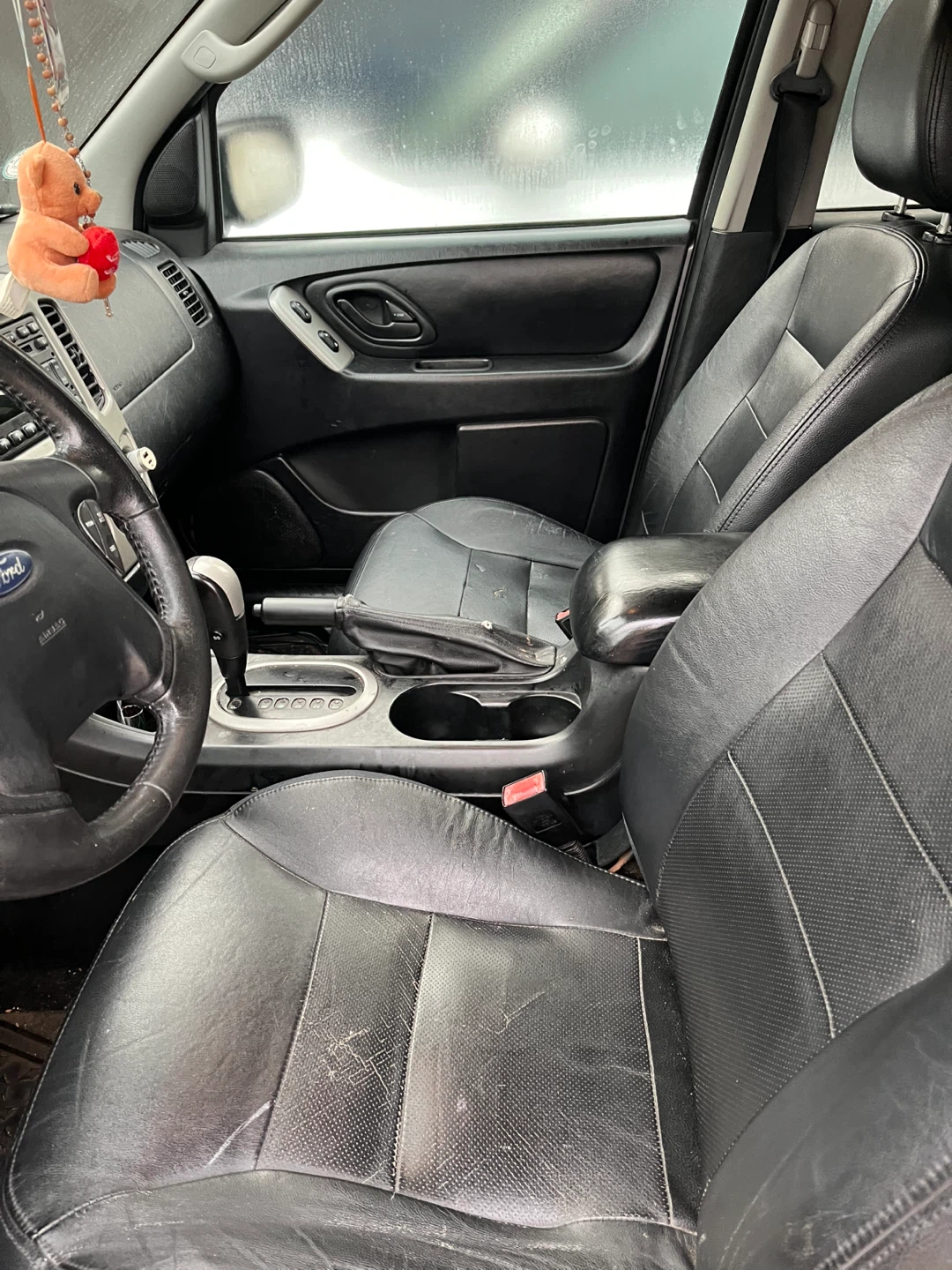 2006 Ford Escape Limited SUV - photo 3