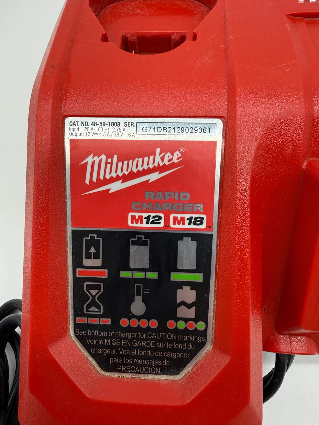 Milwaukee 12V/18V M12/M18 Battery Multi-Voltage Rapid Charger - photo 2