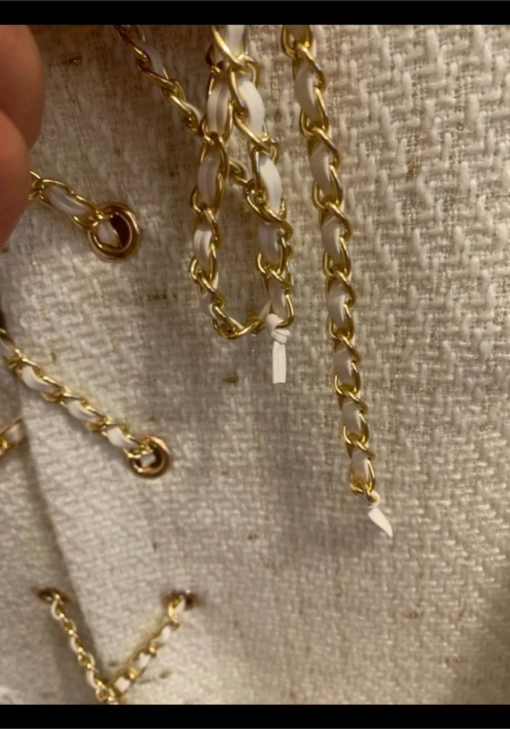 Cream Tweed Jacket with Gold Chain Detail - photo 3