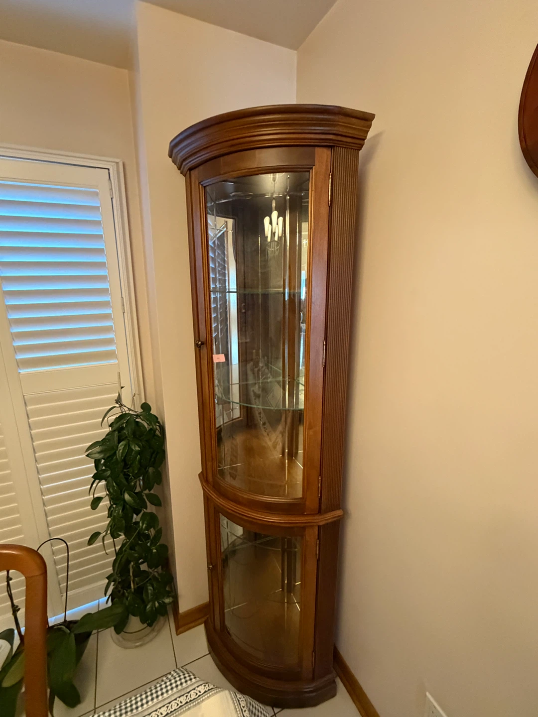 Wooden  Cabinets and tables /chairs