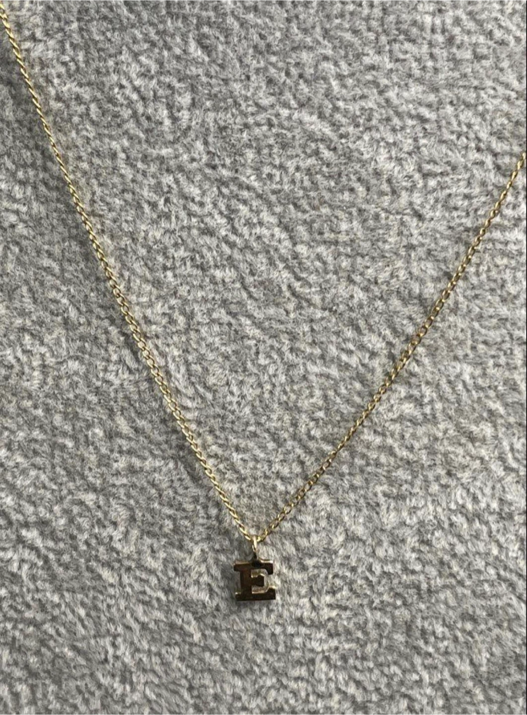 14k Gold Letter E Necklace