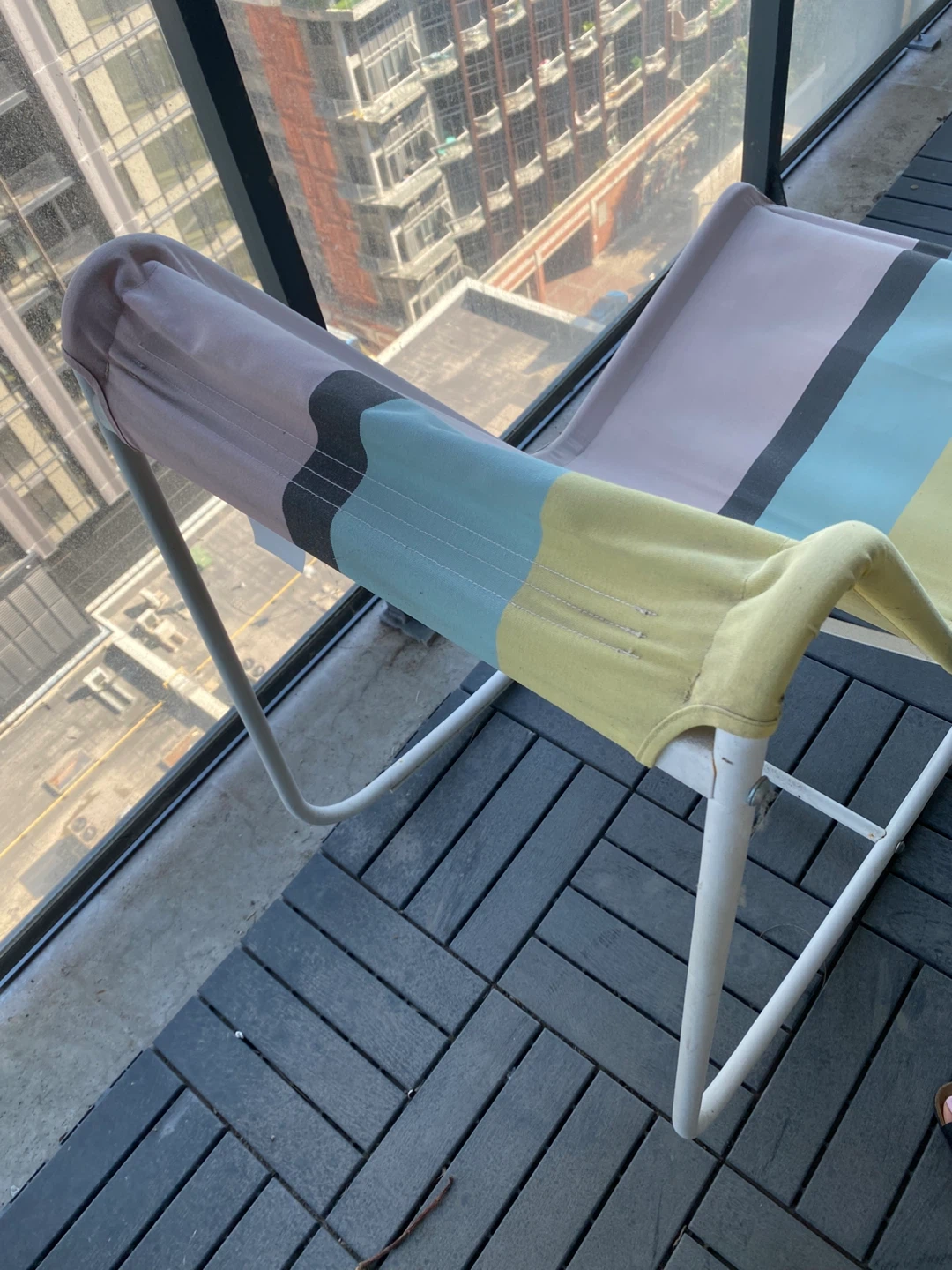 Striped Lounge Chair - photo 3