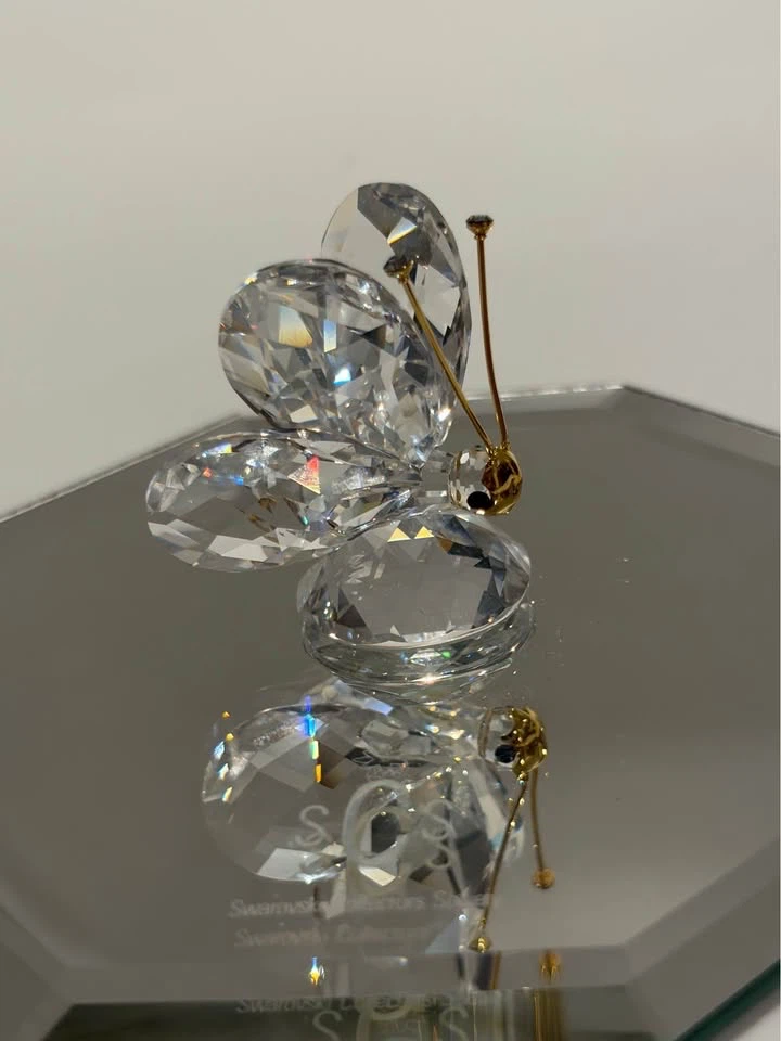 Swarovski Crystal Figurines - Swan, Butterfly, Toucan - photo 2