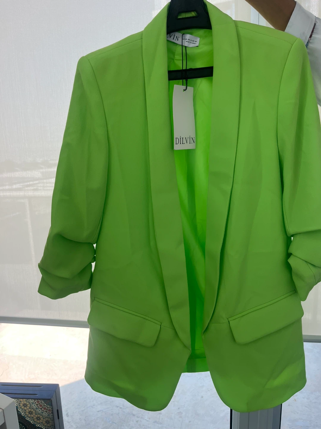 DILVIN Bright Green Blazer