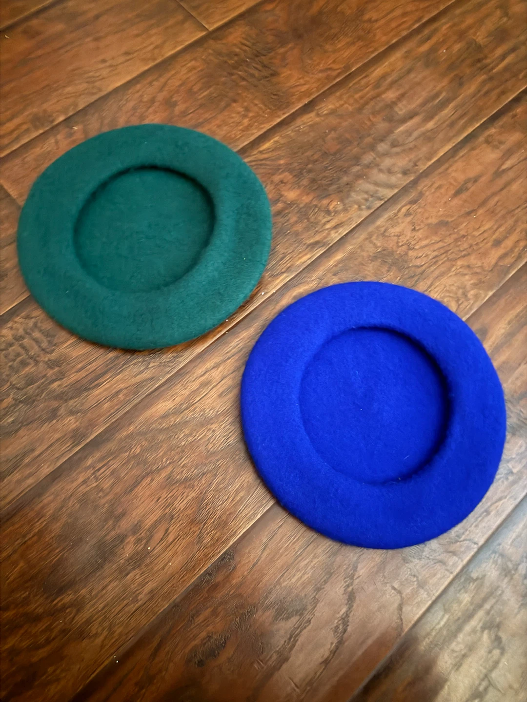 Green and Blue Berets $25. Never worn. - photo 2