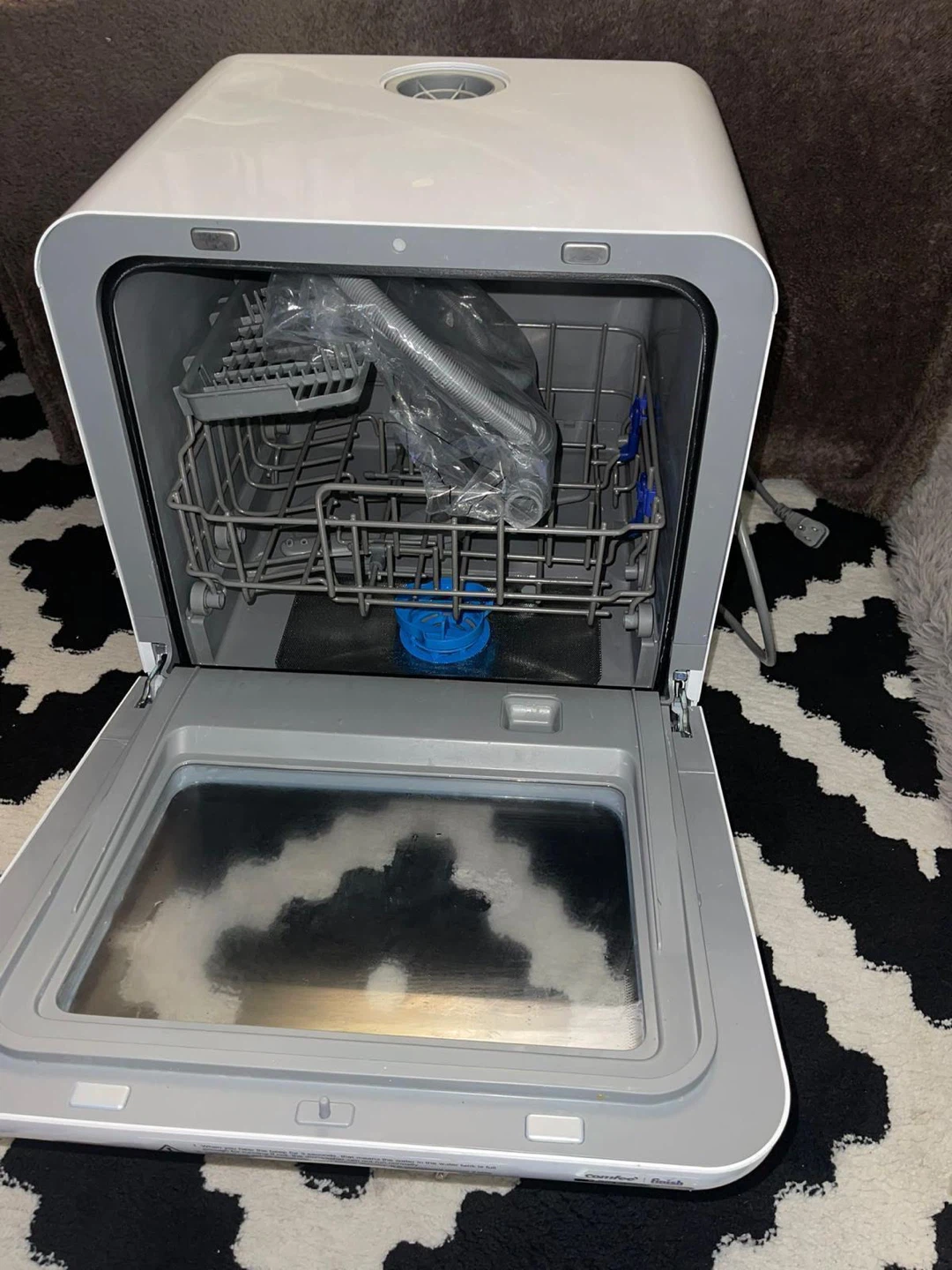 Comfee Countertop Dishwasher - photo 3