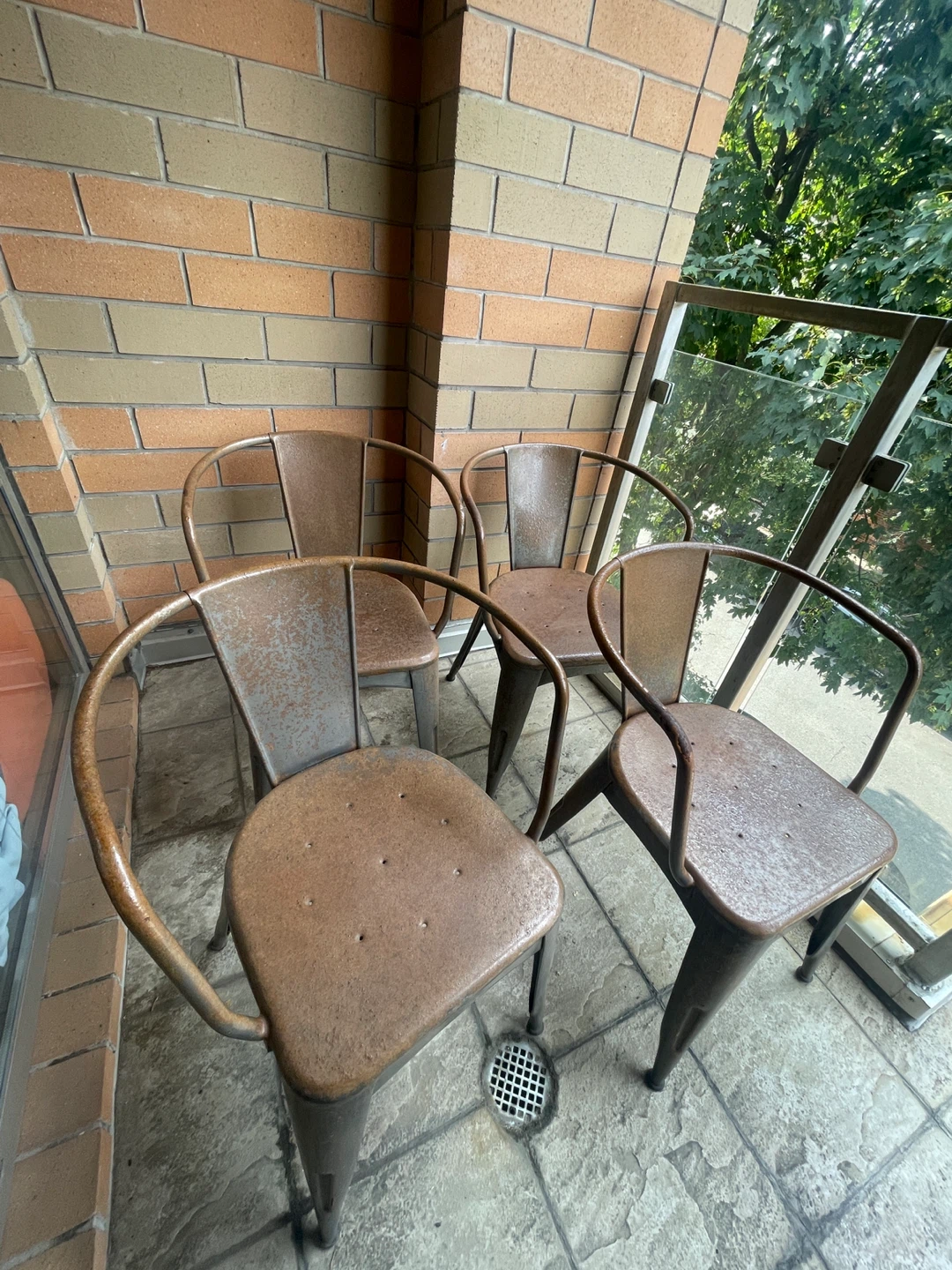 Patio set, table and 4 chairs - photo 2