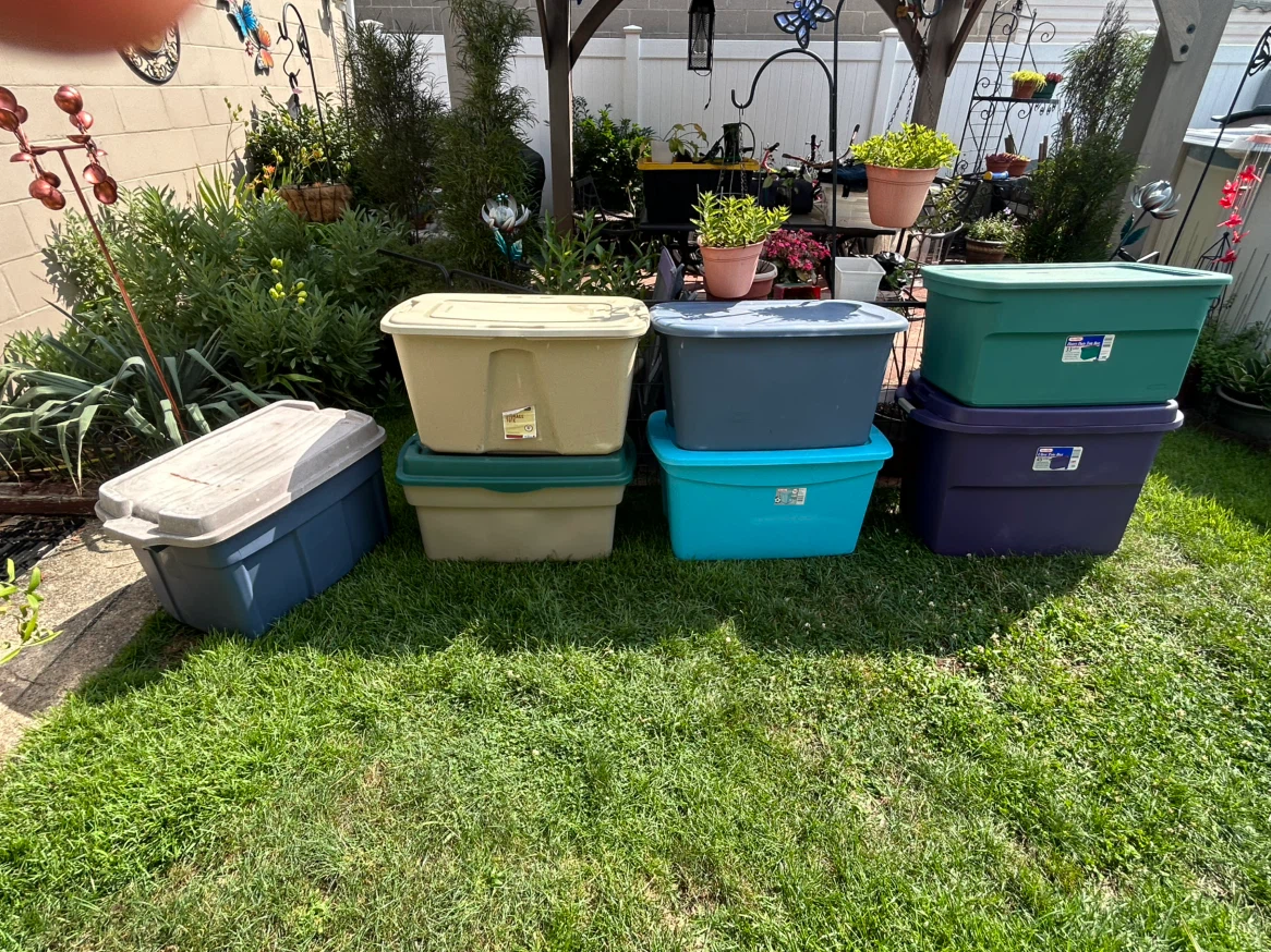 Plastic Storage Bins with Lids