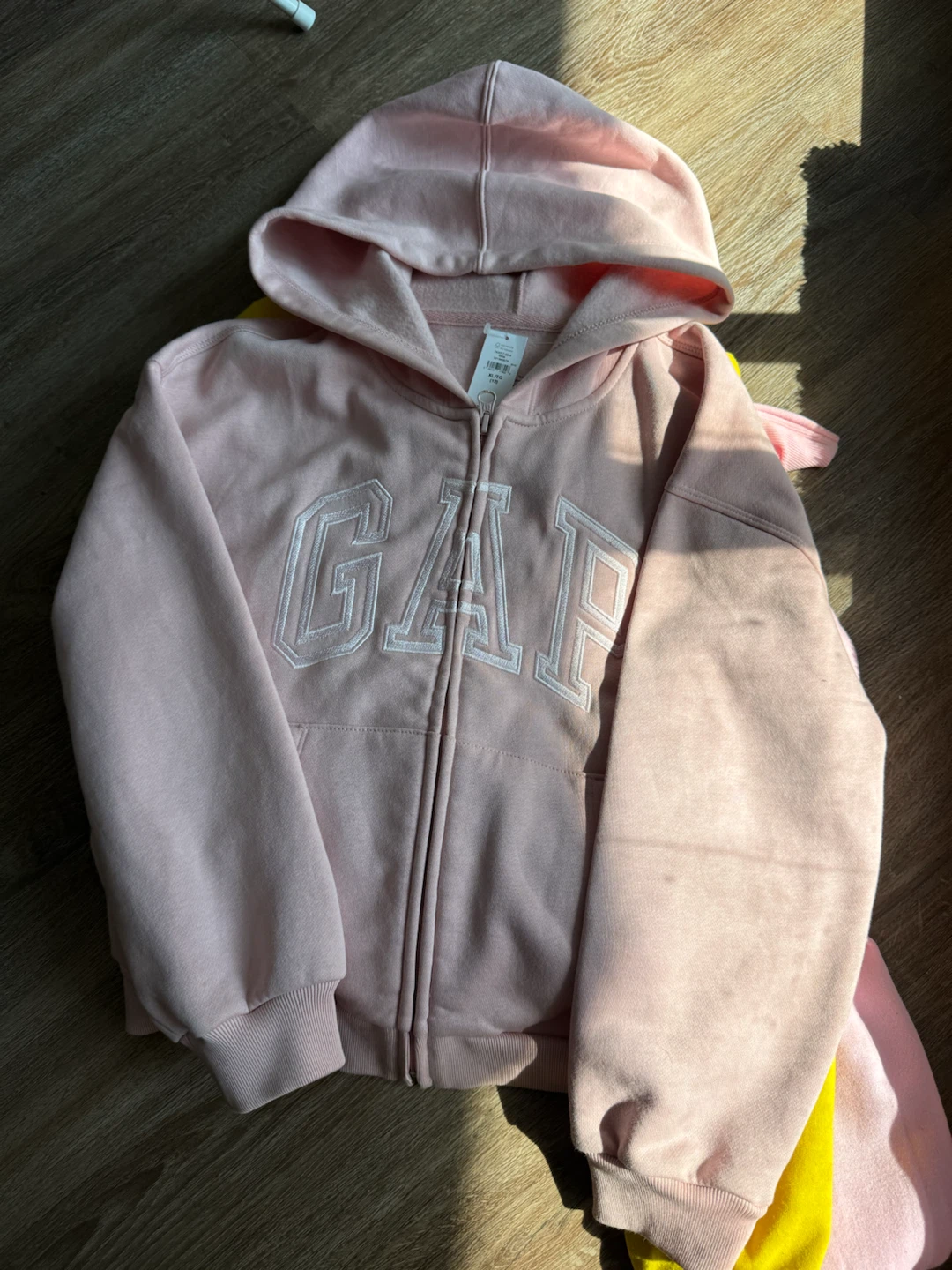 Brand new gap hoodie - photo 2