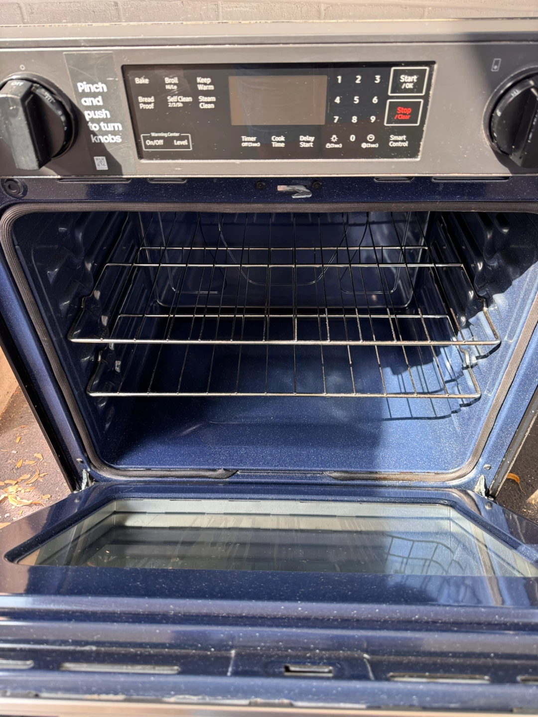 Samsung Electric Range with Oven - photo 2